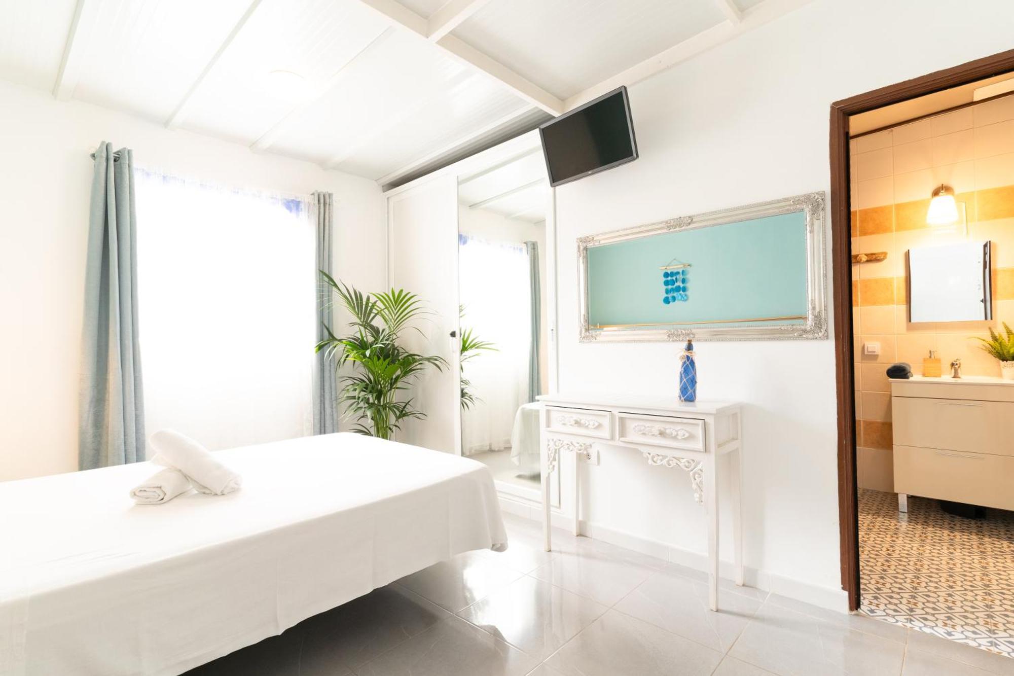 Guest House Villa Neon Tenerife Arona  Exterior photo